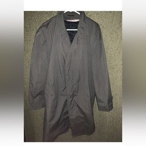 VTG The Falcon Boston Weatherproofed Trenchcoat Mens Reg M Multi Color